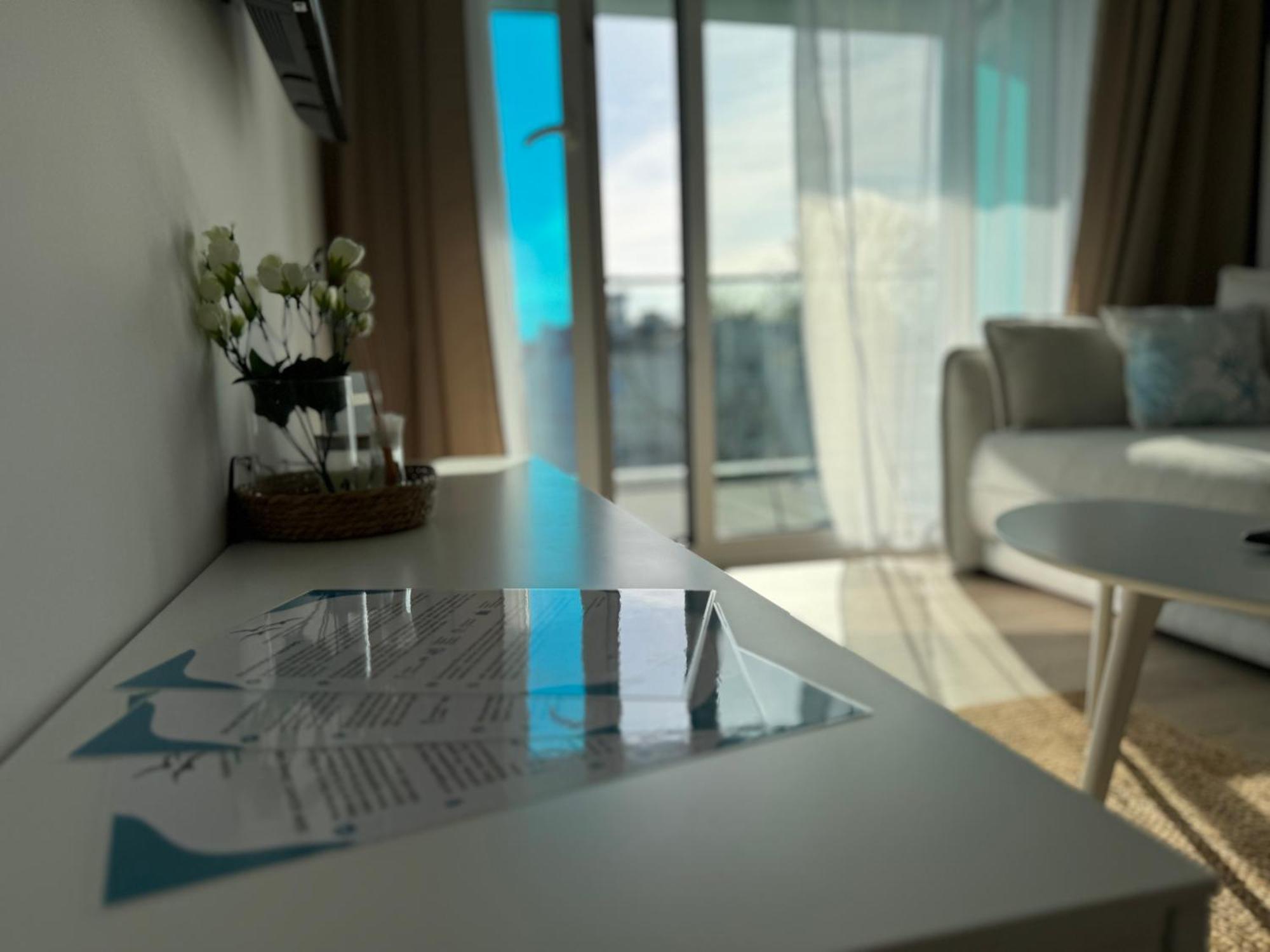 4Summer Kolobrzeg Apartamenty White Blue Sauna & Fitness & Parking 100 Metrow Do Pieknej Szerokiej Piaszczystej Plazy, Wspanialy Widok Z Duzego Tarasu! 100 Meter Zu Einem Schoenen Breiten Sandstrand, Herrliche Aussicht Von Einer Grossen Terrasse! Esterno foto